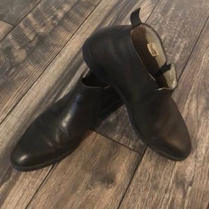 Men’s Clark’s black leather booties